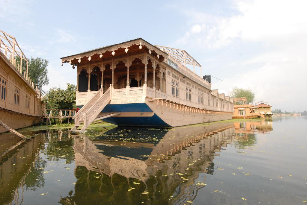 Khilona Luxury Heritage Houseboats Srīnagar Екстериор снимка